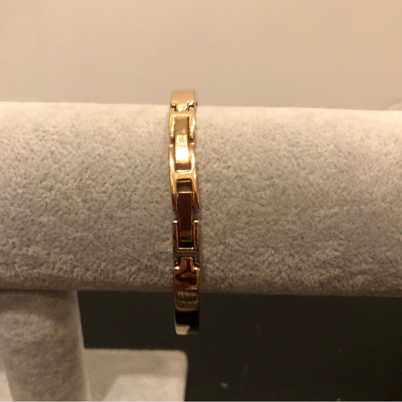 Anne Klein Bracelet,  gold tone w/ navy blue enamel, foldover clasp, extra link - Picture 6 of 13